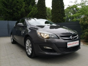 Opel Astra J GTC 1.4 Turbo ECOTEC 140KM 2013 Opel Astra 1.4 T 140KM Klimatr Nawi Parktr Temp, zdjęcie 2
