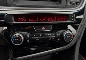 Kia Optima I 2014 Kia Optima 2.0 MPI 165 KM MANUAL LED bezwypadkowa 2.0 Benzyna, zdjęcie 28