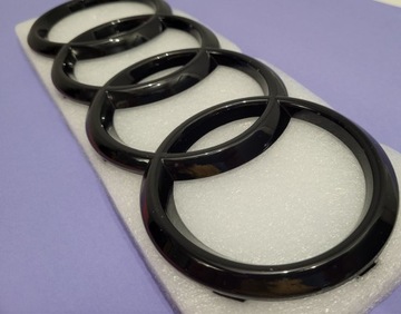 Эмблема-логотип Audi 285 мм, черная глянцевая передняя часть