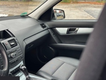 Mercedes Klasa C W204 Kombi T204 1.8 180 CGI BlueEFFICIENCY 156KM 2010 Mercedes Klasa C 180 T BlueEFFICIENCY 7G-TRONIC Avantgarde 156KM 2010r, zdjęcie 18