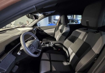 Opel 2025 Opel Grandland Opel Grandland 73kWh rata ok 699zl netto Elektryczny 213KM, zdjęcie 4