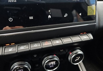 Renault Captur II Crossover 1.3 TCe 130KM 2020 Renault Captur 1.3 TCe 130KM EDC 1.3 Benzyna 130KM, zdjęcie 15