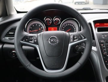 Opel Astra J Sedan 1.6 Twinport ECOTEC 115KM 2018 Opel Astra 1.6 16V, Salon Polska, Serwis ASO, zdjęcie 14