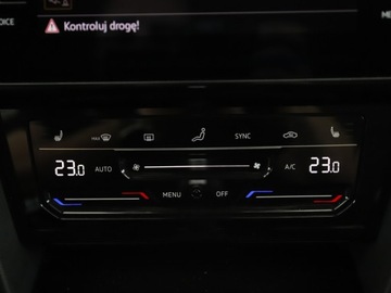 Volkswagen Arteon Fastback Facelifting 2.0 TDI SCR 150KM 2022 Volkswagen Arteon Shooting Brake OLEJ GRATIS | APP, zdjęcie 22