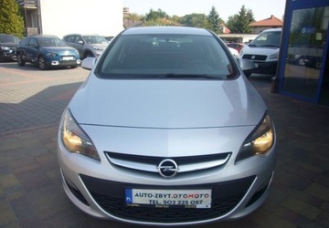 Opel Astra J Sedan 1.4 Turbo ECOTEC 140KM 2017 Opel Astra Opel Astra IV 1.4 T Business 1.4 BenzynaLPG 140KM, zdjęcie 2