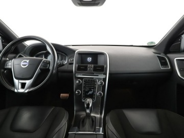 Volvo XC60 I SUV Facelifting 2.0 D4 DRIVE-E 190KM 2016 Volvo XC 60 R-design automat skóra/alcantara, zdjęcie 14