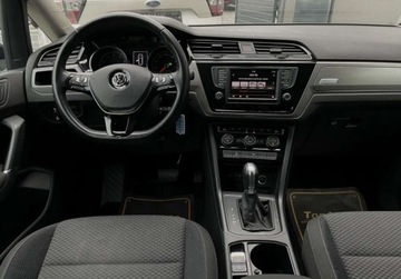 Volkswagen Touran III 1.4 TSI 150KM 2015 Volkswagen Touran 1.4 TSI 150KM DSG bezwypadkowy GWARANCJA 7 OSOBOWY, zdjęcie 34