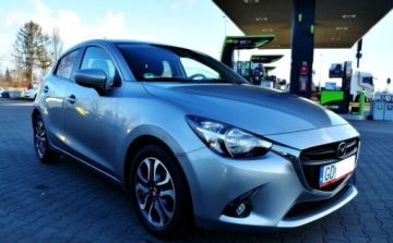 Mazda 2 III Hatchback 5d 1.5 SKY-G 90KM 2015 Mazda 2 Automat, Podgrzewane fotele, Czujniki parkowania tyl 1.5 Benzyna, zdjęcie 15