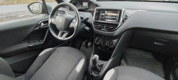 Peugeot 208 I Hatchback 3d 1.2 VTI 82KM 2014 Peugeot 208 Przebieg tylko 117 tysięcy, zdjęcie 8
