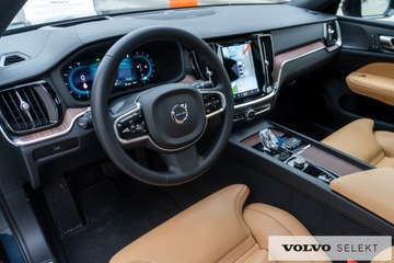 Volvo S60 III Sedan Facelifting 2.0 B5 250KM 2023 Volvo S60 VOLVO S60 B5 Ultimate Dark Mild Hybrid B, zdjęcie 10