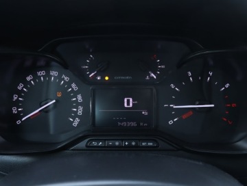 Citroen C3 III Hatchback Facelifting 1.2 PureTech 83KM 2020 Citroen C3 1.2 PureTech, Salon Polska, Klima, zdjęcie 10