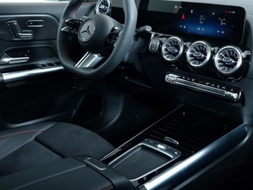 Mercedes GLA II Off-roader Facelifting 2.0 220 190KM 2025 MERCEDES-BENZ GLA 220 4-Matic AMG Line 2.0 (190KM) 2025, zdjęcie 6