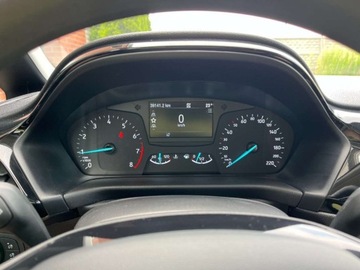 Ford Fiesta VIII Hatchback 3d 1.1  70KM 2018 Ford Fiesta 1.1 benzyna 70 KM zarejestrowany w PL zadbany mozliwa zami, zdjęcie 8