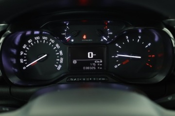 Citroen C3 III Hatchback Facelifting 1.2 PureTech 83KM 2022 Citroen C3 1.2 PureTech, Salon Polska, Serwis ASO, zdjęcie 7