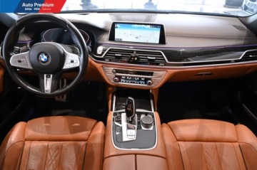 BMW Seria 7 G11-G12 Sedan Facelifting 3.0 750d 400KM 2020 BMW Seria 7 750d xDriveFV23Pakiet sportowy MSterowanie GestamiBMW Laserlig, zdjęcie 12