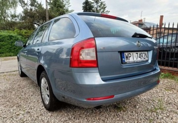 Skoda Octavia II Kombi 1.6 MPI 102KM 2009 Skoda Octavia Skoda Octavia 1.6 Combi Ambiente 1.6 Benzyna 102KM, zdjęcie 5