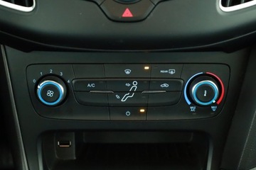 Ford Focus III Kombi Facelifting 1.5 TDCi 120KM 2015 Ford Focus 1.5 TDCi, Salon Polska, Serwis ASO, zdjęcie 11