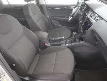 Skoda Octavia III Liftback Facelifting 1.8 TSI 180KM 2018 Skoda Octavia 1.8 TSI, Salon Polska, DSG, Klima, zdjęcie 8