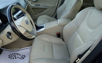 Volvo 2017 Volvo V60 Cross Country Cross Country 2.0 D4 190KM Automat Jasna skora Kam, zdjęcie 9