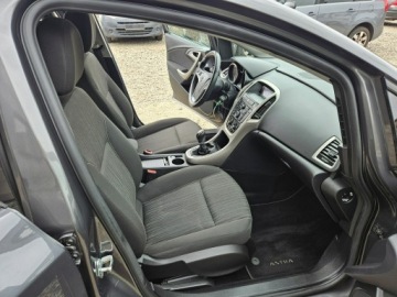 Opel Astra J Hatchback 5d 1.4 Turbo ECOTEC 120KM 2012 Opel Astra Opłacona Zdrowa Zadbana Serwisowana, zdjęcie 9