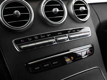 Mercedes Klasa C W205 Kombi Facelifting 2.0 300d 245KM 2019 Mercedes C 300 4x4 automat multibeam LED, zdjęcie 28