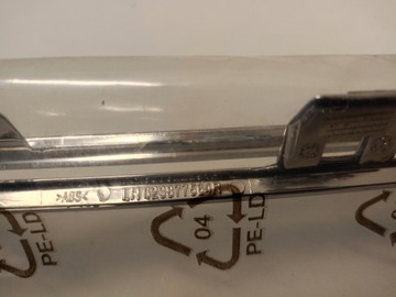 LIŠTA CHRÓM MASKA 623877564R RENAULT MEGANE IV