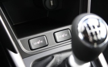 Suzuki SX4 II 2026 Suzuki SX4 S-Cross 2026Premium Plus 1.4 mild Hybrid 6MT, 2WD Superior White, zdjęcie 27