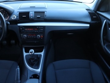 BMW Seria 1 E81/E87 2009 BMW 1 116i, Klima, Klimatronic, zdjęcie 7