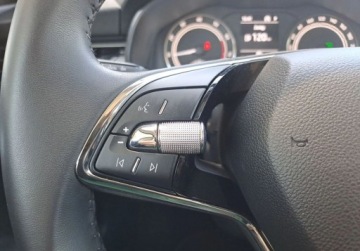 Skoda Kamiq Crossover 1.0 TSI 110KM 2023 Skoda Kamiq DSG Smart LINK Grzane fotele 1,0 TSI 110KM Salon PL ASO Benzyna, zdjęcie 16