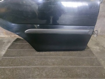 DVEŘE KOMPLETNÍ PRAVÝ ZADNÍ DAIHATSU YRV N05