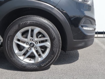 Hyundai Tucson III SUV 1.6 GDI 132KM 2015 Hyundai Tucson 1.6 GDI, Klima, Parktronic, zdjęcie 14