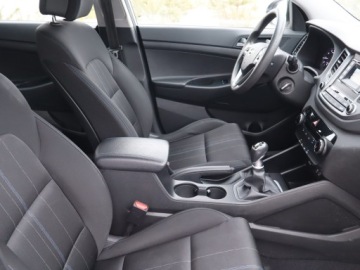 Hyundai Tucson III SUV 1.6 GDI 132KM 2016 Hyundai Tucson 1.6 GDI, Salon Polska, Serwis ASO, zdjęcie 8