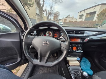 Citroen C3 II Hatchback facelifting 1.2 VTi 82KM 2014 Citroen C3 2014r. 1,2 benzyna, zdjęcie 4