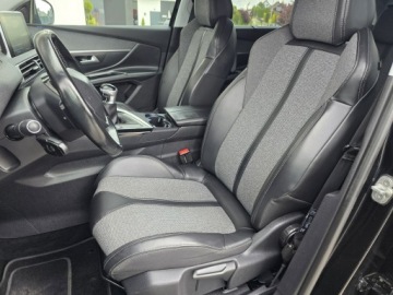 Peugeot 5008 II Crossover 1.5 BlueHDI 130KM 2018 Peugeot 5008 Nowy rozrząd 8mm /zarejestrowany/, zdjęcie 17