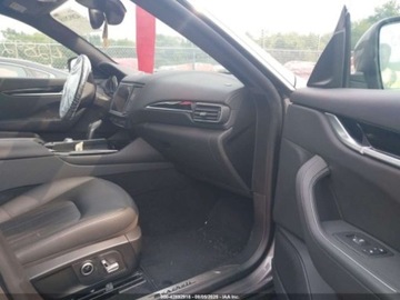 Maserati Levante 2023 Maserati Levante GT, 2023r., 4x4, 3.0L 3.0 Benzyna 345KM, zdjęcie 8