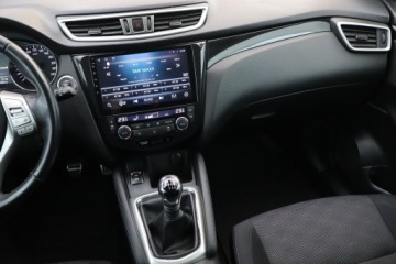 Nissan Qashqai II Crossover 1.2 DIG-T 115KM 2016 Nissan Qashqai 1.2 DIG-T, Salon Polska, zdjęcie 7