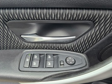 BMW Seria 3 F30-F31-F34 Touring 2.0 318d 143KM 2013 BMW 318 Bezwypadkowy, zdjęcie 21