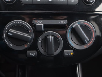 Nissan Pulsar 1.2 DIG-T 115KM 2014 Nissan Pulsar 1.2 DIG-T, Salon Polska, Serwis ASO, zdjęcie 12