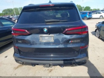 BMW X5 G05 2022 BMW X5 M 2022 BMW X5 M50I 4.4 Benzyna 523KM, zdjęcie 15
