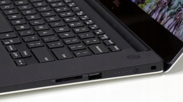 ЭФФЕКТИВНАЯ РАБОЧАЯ СТАНЦИЯ DELL PRECISION 5540 i7-9850H SSD 32 ГБ T2000 W11Pro