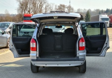 Opel Zafira A 1.6 16V 101KM 2004 Opel Zafira 1,6 Benzyna Klima 7-osob 1.6 Benzyna 100KM, zdjęcie 12