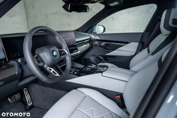 BMW Seria 5 G90-91 2025 BMW Seria 5 BMW Seria 5 3.0 Diesel 303KM, zdjęcie 12