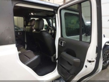 Jeep Gladiator 2020 Jeep Gladiator Overland 2020 3.6 Benzyna 285KM, zdjęcie 12