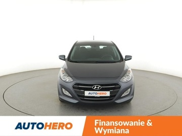 Hyundai i30 II Hatchback 5d 1.4 MPI 100KM 2015 Hyundai i30 niski przebieg grzane fotele PDC, zdjęcie 10