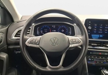 Volkswagen T-Roc I SUV Facelifting 1.5 TSI ACT 150KM 2022 Volkswagen T-Roc Style 1.5TSI 150KM DSG 20222023 r., salon PL, przebieg 23, zdjęcie 13