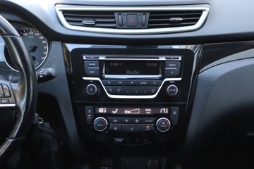 Nissan Qashqai II Crossover 1.2 DIG-T 115KM 2017 Nissan Qashqai 1.2 DIG-T, Salon Polska, zdjęcie 12