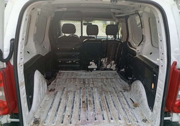 Citroen Berlingo I 1.6 HDi 90KM 2010 Citroen Berlingo Zarejestrowany - 1,6 - 90 KM 1.6 Diesel 90KM, zdjęcie 16