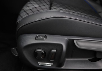 Volkswagen Passat B9 2025 Volkswagen Passat HAK, zawieszenie DCC, ekran 15, dostepny od reki 2.0, zdjęcie 15