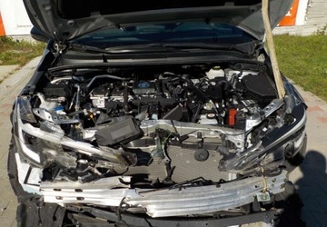 Toyota Corolla XII Hatchback Facelifting 1.8 Hybrid 140KM 2024 Toyota Corolla GR-sport Okazja 1.8 Hybryda 140KM, zdjęcie 4