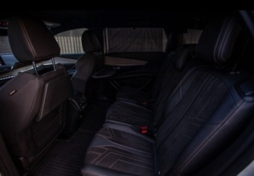 Peugeot 5008 II Crossover Facelifting 1.5 BlueHDi 130KM 2023 Peugeot 5008 1.5 BlueHDi GT SS EAT8 SalonPL FVat Od Reki Bogata Opcja 1.5, zdjęcie 19